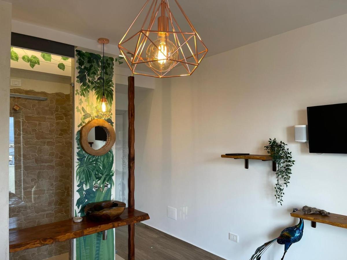 نابولي Urban Jungle Rooms المظهر الخارجي الصورة