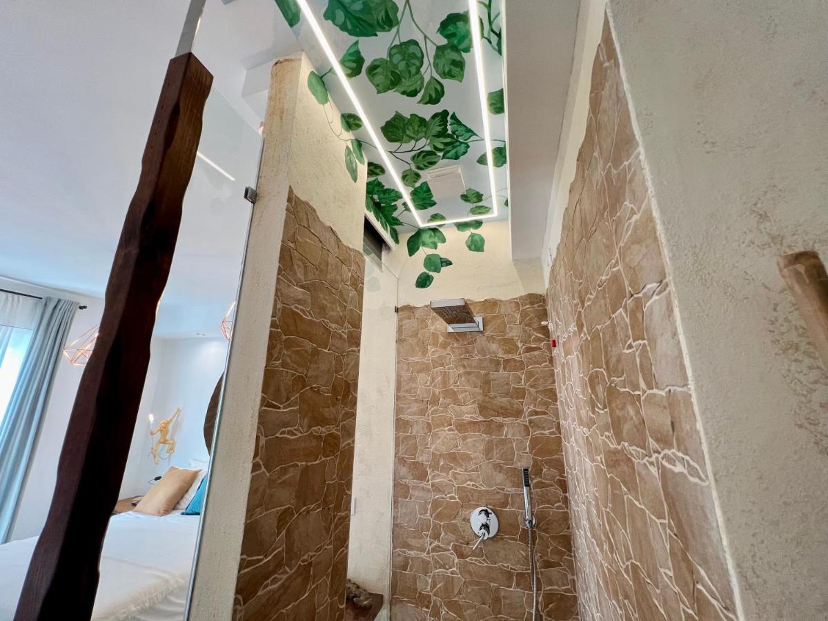 نابولي Urban Jungle Rooms المظهر الخارجي الصورة