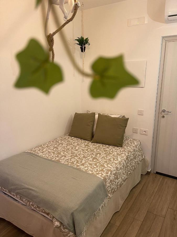 نابولي Urban Jungle Rooms المظهر الخارجي الصورة