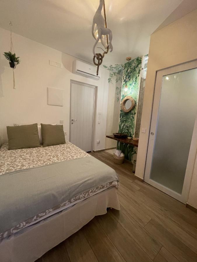نابولي Urban Jungle Rooms المظهر الخارجي الصورة